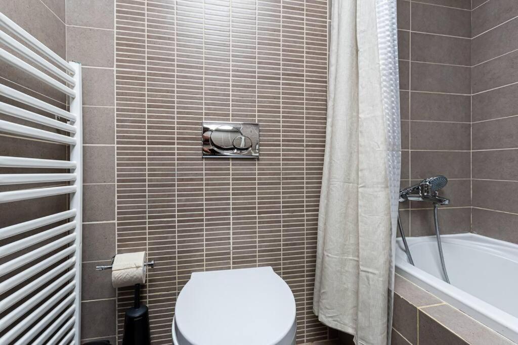 Nh Urban Living In Nea Alikarnassos Apartamento Heraklion (Crete)